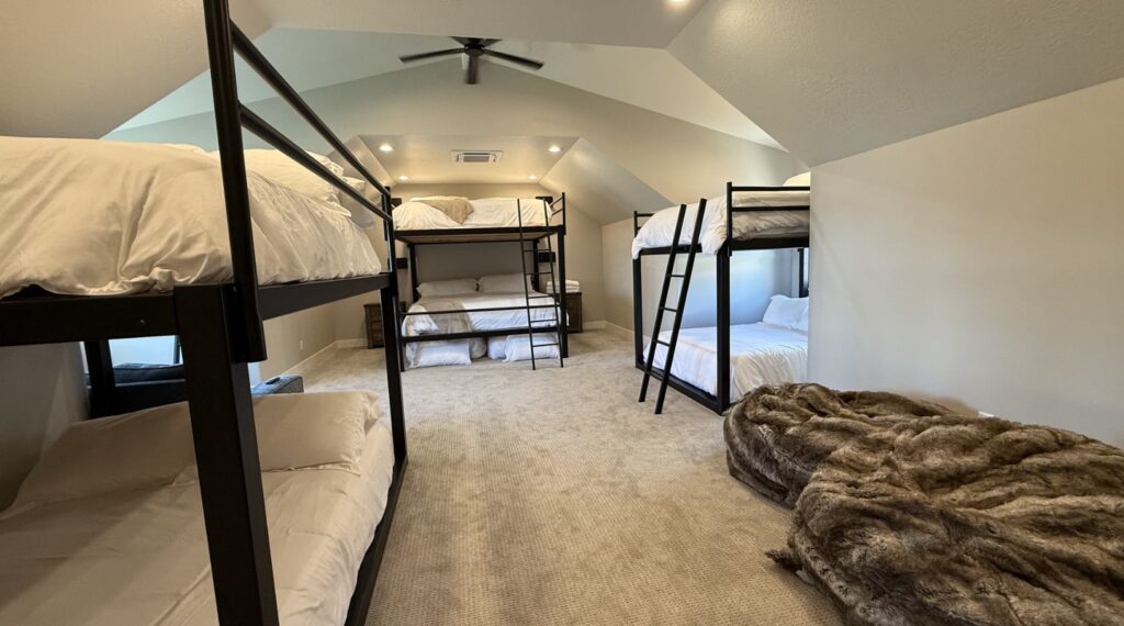 Smokey Bear Lodge's bunkroom